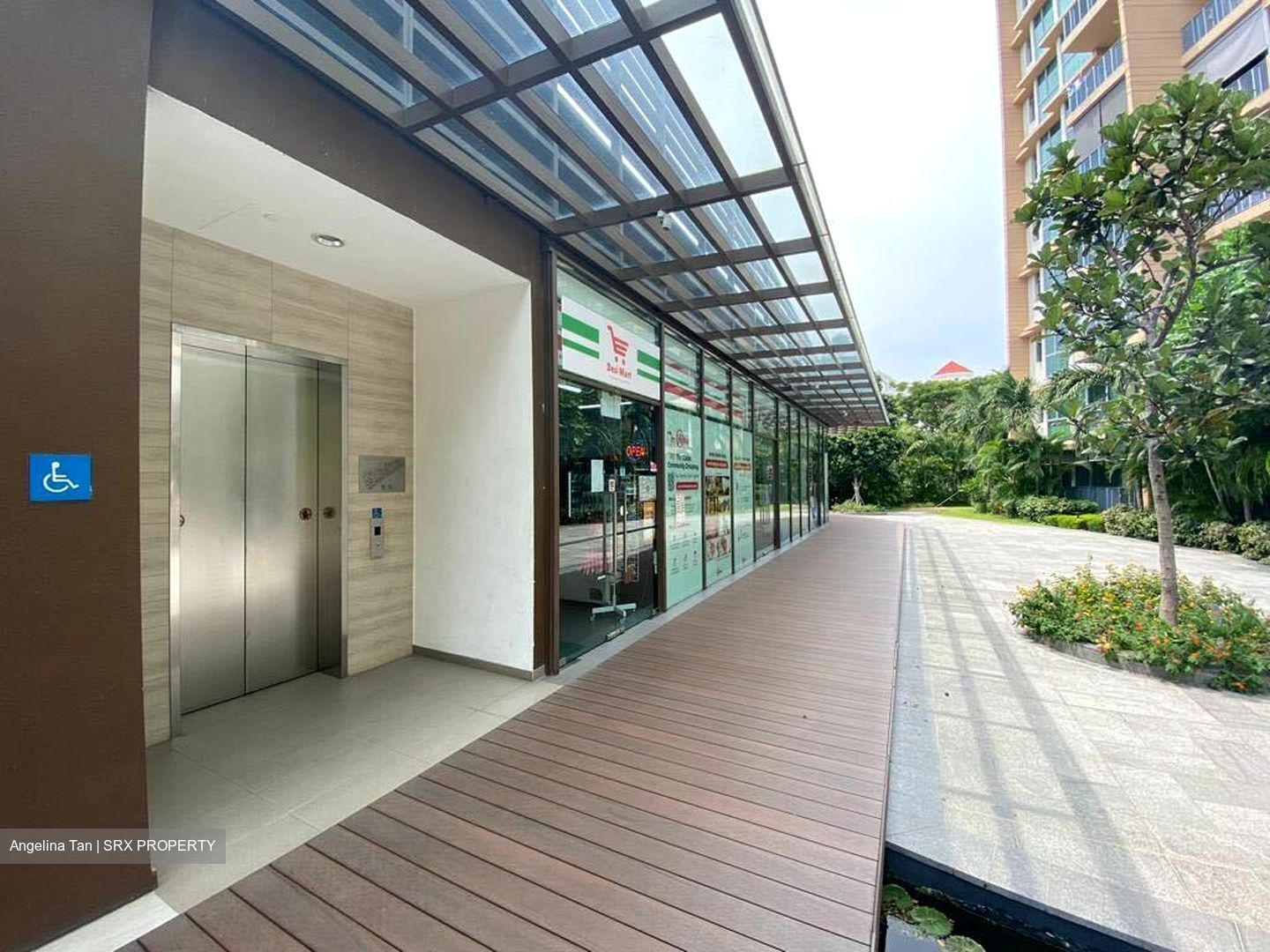 The Glades (D16), Retail #433152081